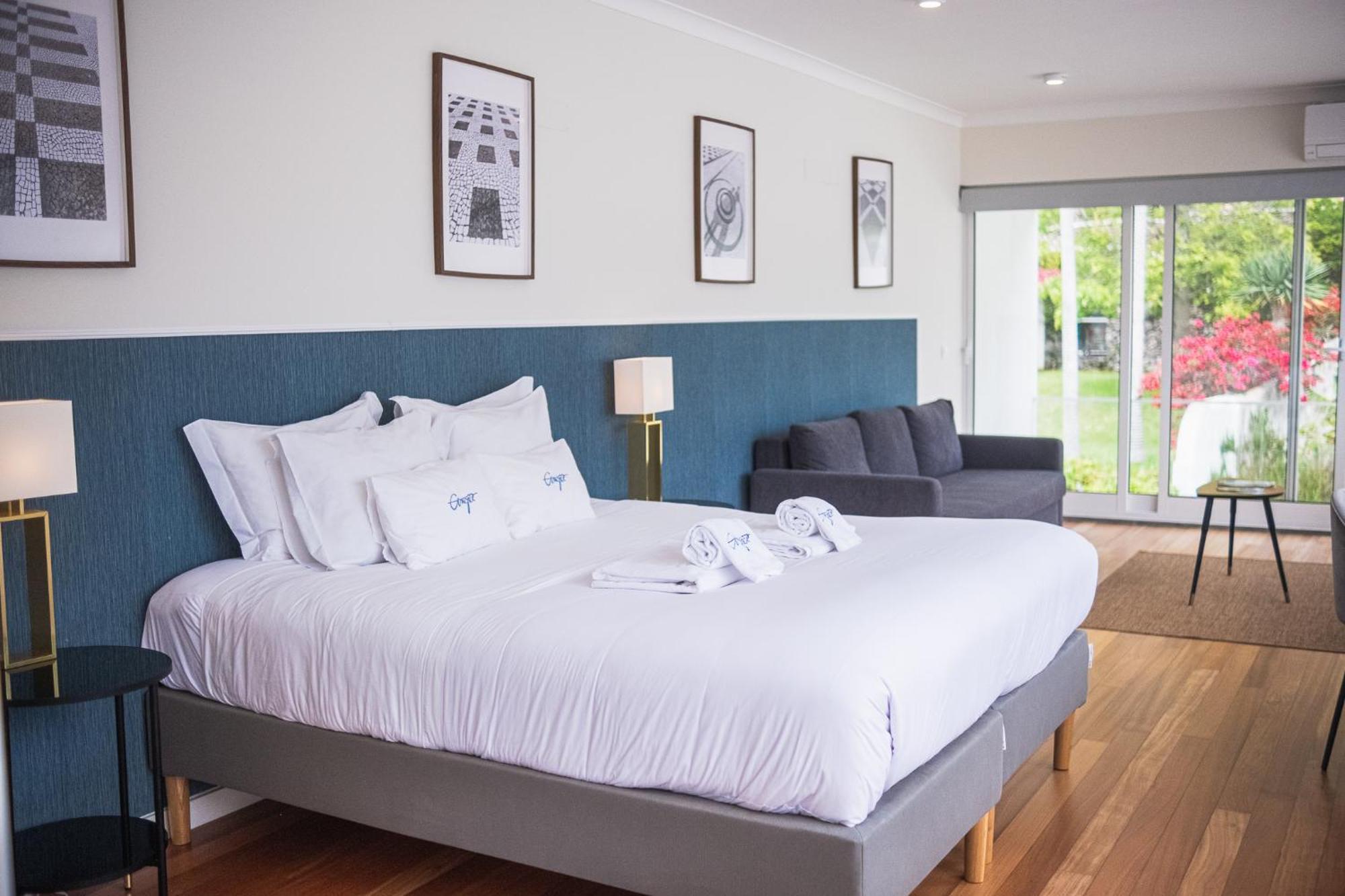 My Angra Charming House Hotel อังกรา ดู เอโรอิสโม ภายนอก รูปภาพ